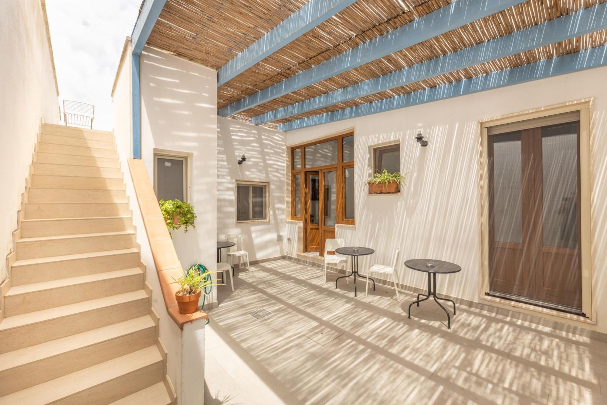 Le Camere Di Riva Delle Donne By Vivimy Marina di Mancaversa Exterior photo